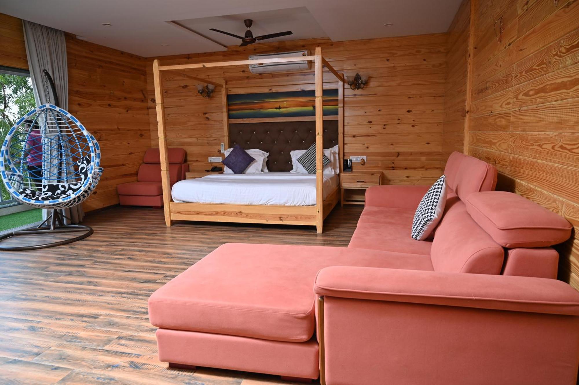 Krishna Riverside Resort Vasad Extérieur photo